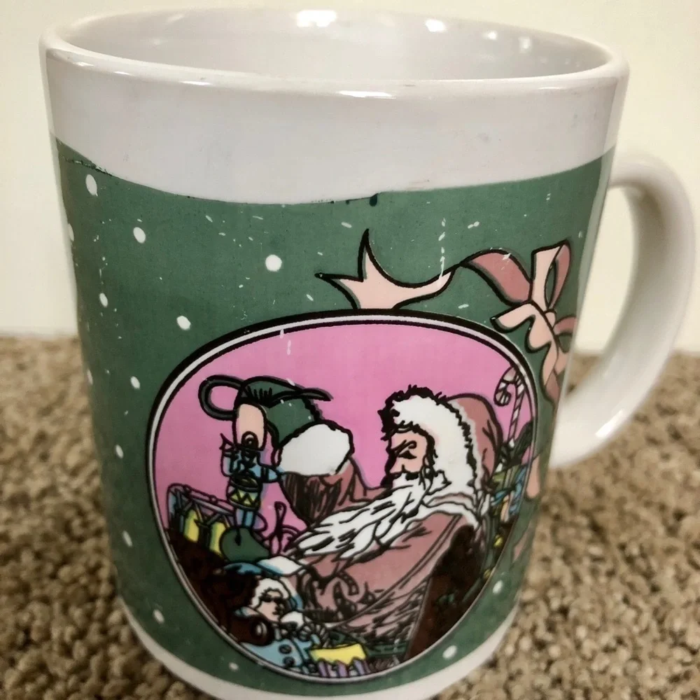 Green Porcelain Holiday Christmas Coffee & Tea Mug - Picture 5 of 7